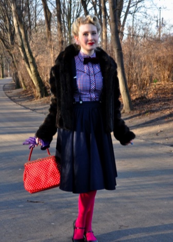 Сумки Love Moschino (64 фото): у вигляді куртки і інші моделі