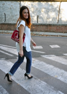 Сумки Love Moschino (64 фото): у вигляді куртки і інші моделі