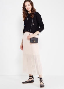 Сумки Mango (84 фото): з чим носити жіночі моделі, відгуки покупців