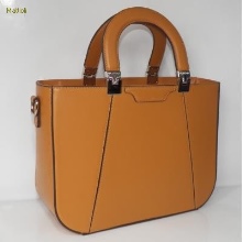 Сумки Mattioli (63 фото): жіночі моделі від модного фірми