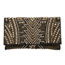 Сумки з аплікацією, принтом (75 фото): жіночі моделі з квітковим принтом і малюнками, з чим носити