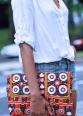 Сумки з аплікацією, принтом (75 фото): жіночі моделі з квітковим принтом і малюнками, з чим носити