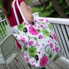 Сумки з тканини (89 фото): жіночі тканеві еко-моделі, майстер клас з пошиву, як зробити сумку з мішковини і льону