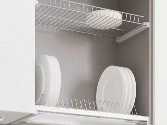 Сушарка для посуду у шафу: опис вбудованих кутових кухонних сушарок для тарілок та інших моделей