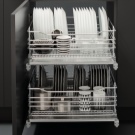 Сушарка для посуду у шафу: опис вбудованих кутових кухонних сушарок для тарілок та інших моделей