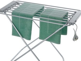 Сушарки для білизни на балкон (52 фото): підвісні та інші балконні пристосування для сушіння білизни, види білизняних вішалок на лоджію