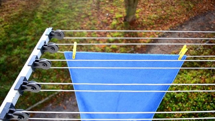 Сушарки для білизни на балкон (52 фото): підвісні та інші балконні пристосування для сушіння білизни, види білизняних вішалок на лоджію