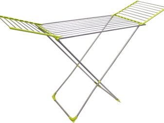 Сушарки для білизни на балкон (52 фото): підвісні та інші балконні пристосування для сушіння білизни, види білизняних вішалок на лоджію