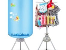 Сушарки для білизни у ванну кімнату: настінні і стельові, мотузки для сушіння і складні, ліани і вішалки. Особливості опускаються і розсувних моделей