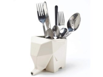 Сушарки для столових приладів: як вибрати ящик для зберігання ложок і виделок на кухні? Опис сушіння на рейлінг і інших моделей