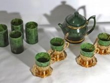 Сувеніри з каменю: коли і кому краще дарувати подарунки з бурштину і агата, селенита і онікса, нефриту і коралу, малахіту та інших натуральних каменів?