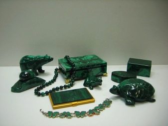 Сувеніри з каменю: коли і кому краще дарувати подарунки з бурштину і агата, селенита і онікса, нефриту і коралу, малахіту та інших натуральних каменів?