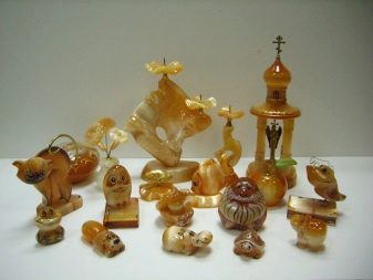 Сувеніри з каменю: коли і кому краще дарувати подарунки з бурштину і агата, селенита і онікса, нефриту і коралу, малахіту та інших натуральних каменів?