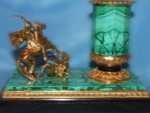 Сувеніри з каменю: коли і кому краще дарувати подарунки з бурштину і агата, селенита і онікса, нефриту і коралу, малахіту та інших натуральних каменів?