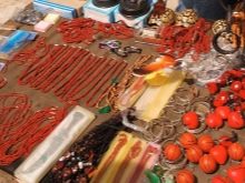 Сувеніри з каменю: коли і кому краще дарувати подарунки з бурштину і агата, селенита і онікса, нефриту і коралу, малахіту та інших натуральних каменів?