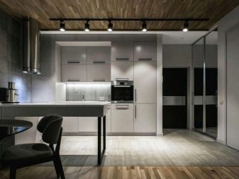 Світильники для кухні (74 фото): кухонні бра настінні сенсорні світильники, накладні і трекові світильники та плафони, інші варіанти