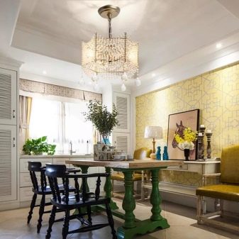 Світильники для кухні (74 фото): кухонні бра настінні сенсорні світильники, накладні і трекові світильники та плафони, інші варіанти