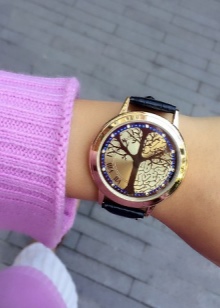 світлодіодні Наручні годинники (37 фото): настінні вироби на світлодіодних матрицях, переваги LED