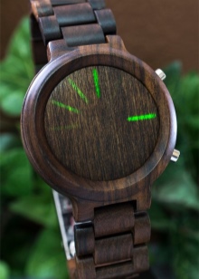 світлодіодні Наручні годинники (37 фото): настінні вироби на світлодіодних матрицях, переваги LED