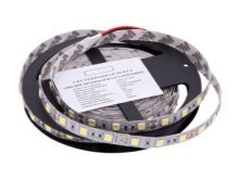 Світлодіодна стрічка для кухні (62 фото): самоклеюча стрічка 220 В. Яку стрічку вибрати для підсвічування кухонного гарнітура? Стрічкова підсвічування для фартуха