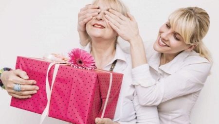 Сюрприз для мами: оригінальні ідеї сюрпризів для мами на день народження і просто так
