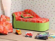 Тахта з ортопедичним матрацом і ящиком для білизни: вибираємо кутову тахту-ліжко, розміри двоспальним та односпальним, огляд видів, їх плюси і мінуси