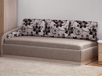 Тахта з ортопедичним матрацом і ящиком для білизни: вибираємо кутову тахту-ліжко, розміри двоспальним та односпальним, огляд видів, їх плюси і мінуси