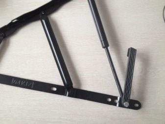 Тахта з підйомним механізмом (63 фото): тахта-ліжко 90х200 см і 120х200 см, 140х200 см і 160х200 см, інших розмірів. Двоспальні і односпальні моделі