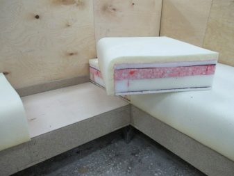 Тахта з підйомним механізмом (63 фото): тахта-ліжко 90х200 см і 120х200 см, 140х200 см і 160х200 см, інших розмірів. Двоспальні і односпальні моделі