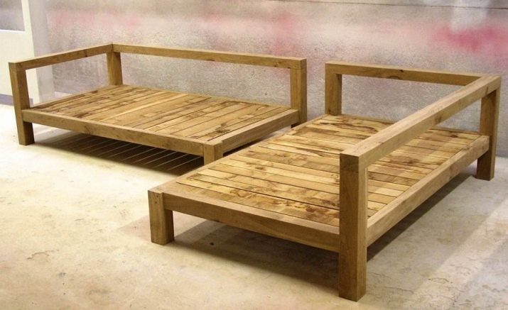 Тахти з ортопедичним матрацом: вибираємо кутовий диван для щоденного використання з ортопедичним підставою і інші моделі