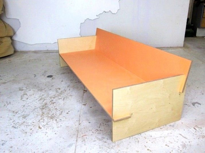 Тахти з ортопедичним матрацом: вибираємо кутовий диван для щоденного використання з ортопедичним підставою і інші моделі