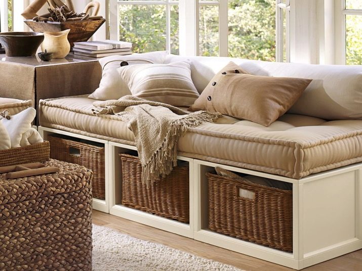 Тахти з ортопедичним матрацом: вибираємо кутовий диван для щоденного використання з ортопедичним підставою і інші моделі