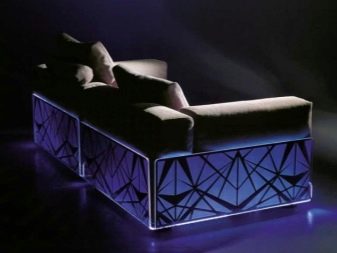 Італійські дивани (57 фото): кутова і пряма меблі з Італії. Дивани-розкладачки в сучасному і іншому стилі. Дизайн чохлів