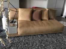 Італійські дивани (57 фото): кутова і пряма меблі з Італії. Дивани-розкладачки в сучасному і іншому стилі. Дизайн чохлів