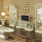 Італійські меблі для вітальні (57 фото): меблі з Італії в сучасному, класичному та іншому стилі. Моделі з дерева та інших матеріалів