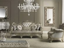 Італійські меблі для вітальні (57 фото): меблі з Італії в сучасному, класичному та іншому стилі. Моделі з дерева та інших матеріалів