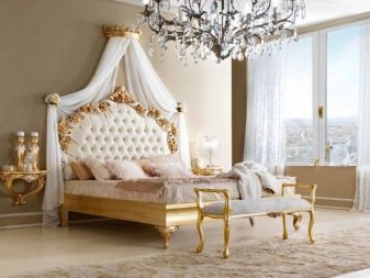 Італійські спальні (72 фото): огляд меблів з Італії, особливості вибору гарнітура в сучасному і класичному, бароко і модерн стилях з масиву дерева