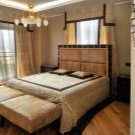 Італійські спальні (72 фото): огляд меблів з Італії, особливості вибору гарнітура в сучасному і класичному, бароко і модерн стилях з масиву дерева