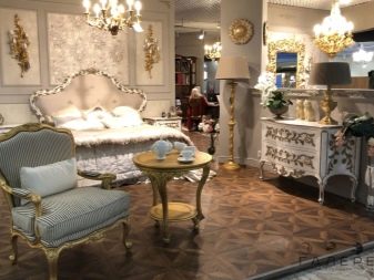 Італійські спальні (72 фото): огляд меблів з Італії, особливості вибору гарнітура в сучасному і класичному, бароко і модерн стилях з масиву дерева