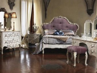 Італійські спальні (72 фото): огляд меблів з Італії, особливості вибору гарнітура в сучасному і класичному, бароко і модерн стилях з масиву дерева