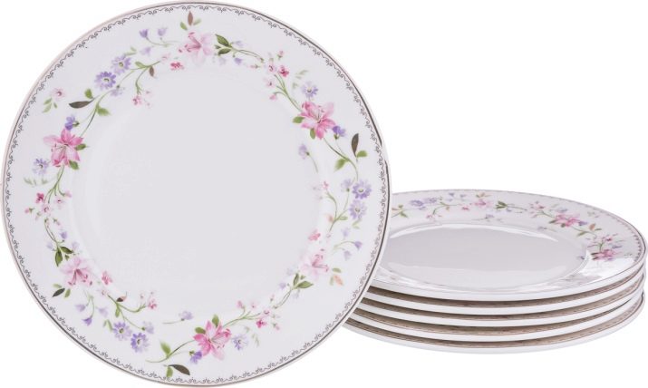 Тарілки (37 фото): для чого потрібні символи страви? Види посуду для других страв. Призначення пиріжкових і закусочних тарілок