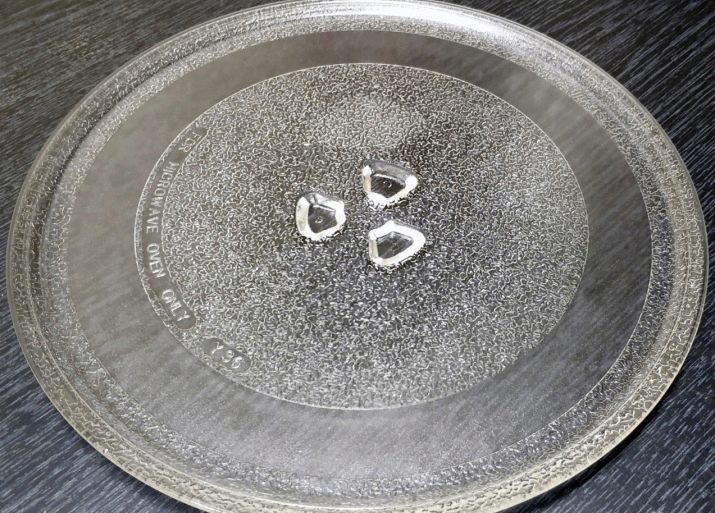 Тарілки для мікрохвильової печі: як підібрати скляний піддон для СВЧ від LG, Samsung та інших виробників? Розміри тарілок