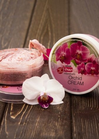 Тайська косметика (46 фото): яку косметику привезти з Таїланду? Рекомендації. Таїландська косметика для особи та інші види. Відгуки косметологів