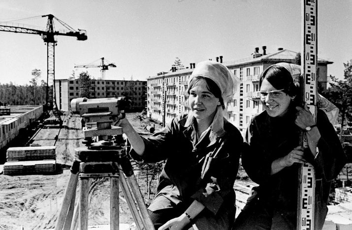 Технік-геодезист: особливості професії, посадова інструкція і функції вертикального планування, скільки розрядів