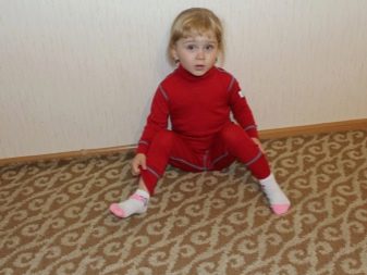 Термобілизна Janus: вибираємо дитячі, жіночі та чоловічі комплекти, термошкарпетки і термоколготки. Як носити і доглядати?