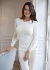 Термобілизна Janus: вибираємо дитячі, жіночі та чоловічі комплекти, термошкарпетки і термоколготки. Як носити і доглядати?