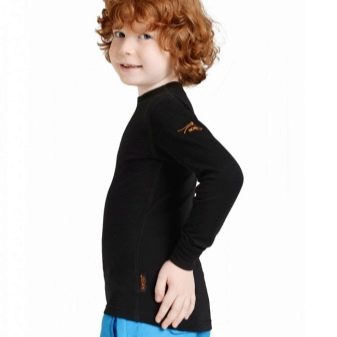 Термобілизна Norveg: огляд чоловічих і жіночих термошкарпеток, комплектів та іншої термоодежди з вовни мериноса, плюси і мінуси продукції виробника, відгуки