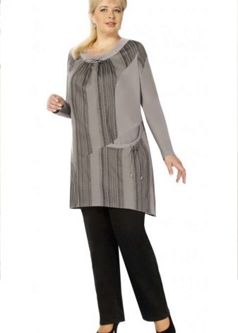 Трикотажні туніки (176 фото): фасони жіночих тунік з трикотажу, турецькі туніки, ошатні, домашні, з довгим рукавом