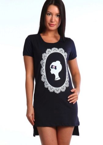 Трикотажні туніки (176 фото): фасони жіночих тунік з трикотажу, турецькі туніки, ошатні, домашні, з довгим рукавом