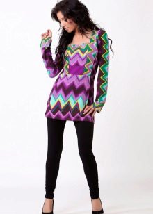 Трикотажні туніки (176 фото): фасони жіночих тунік з трикотажу, турецькі туніки, ошатні, домашні, з довгим рукавом